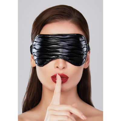 Butter Soft - Faux Leather Mask met Ruffles - One Size
