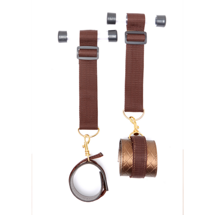 Sweet Surrender - Deurbinding met Handboeien